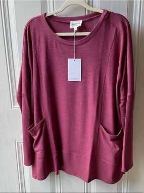 ANDREE BY UNIT Rose-Mauve Relaxed Pocket Pullover